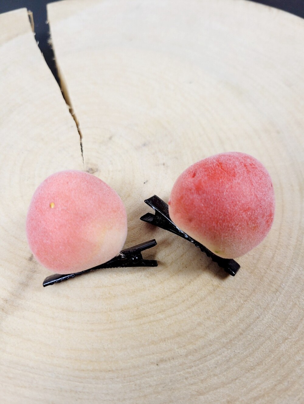 Brand New Handmade 3D Fruit Peach Hair Clips 1 Pair